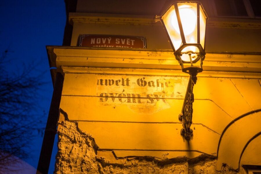 Alchemy and Mysteries of Prague Castle Walking Tour - Vineyard Photo Stop at St. Wencesla’s: Small Break, Big Payoff
