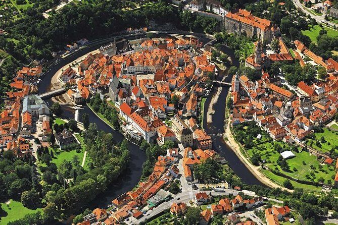Cesky Krumlov Full day tour from Prague and back - Prague Pickup and the 2-Hour Ride You’ll Actually Enjoy