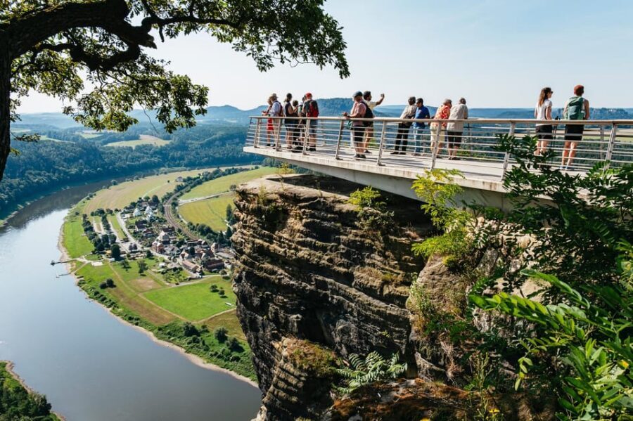 From Prague: Bohemian & Saxon Switzerland Iconic Day Trip - What the guide actually does (and why it changes the whole day)