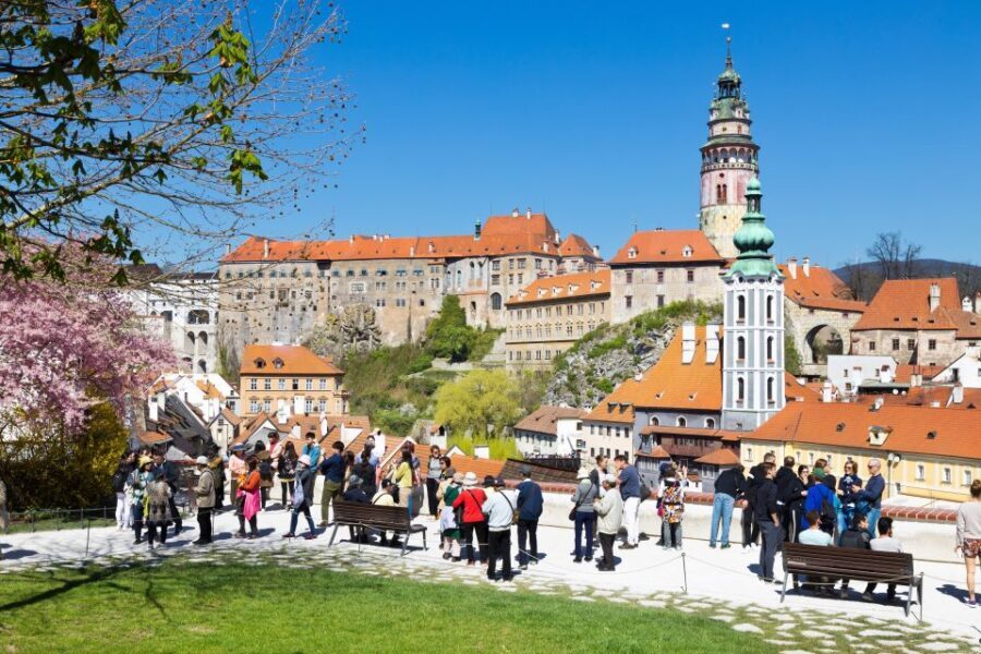 From Prague: Full-Day Český Krumlov Tour with Lunch - Comfort, pacing, and the one thing to watch