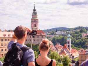 From Prague: Full-Day Český Krumlov Tour with Lunch - Where you meet and how to get checked in