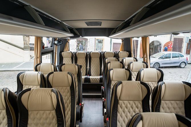 Full-Day Prague Tour with Prague Castle, Lunch and Vltava Cruise - The coach panoramic loop: get your bearings fast