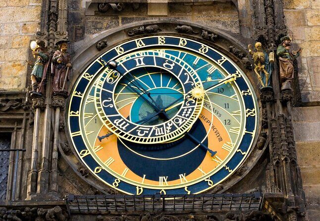 Grand Tour of Prague "among history, legends and curiosities" (NO ENGLISH) - Key things that make this tour work
