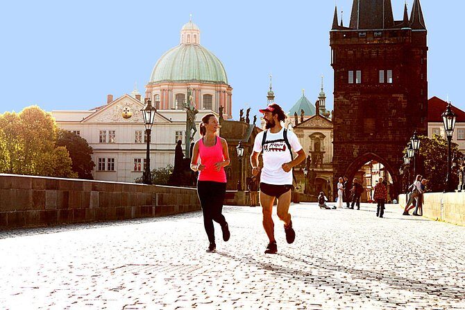 Guided Sightseeing Running Tour in Prague (9-12K) - Charles Bridge: the classic view, delivered with motion