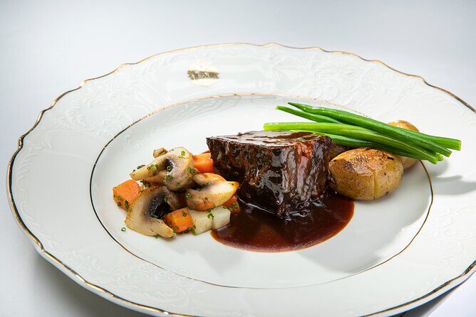 Mozart Concert and Dinner in Prague - Mozart without the headache: music timing and opera-style fun