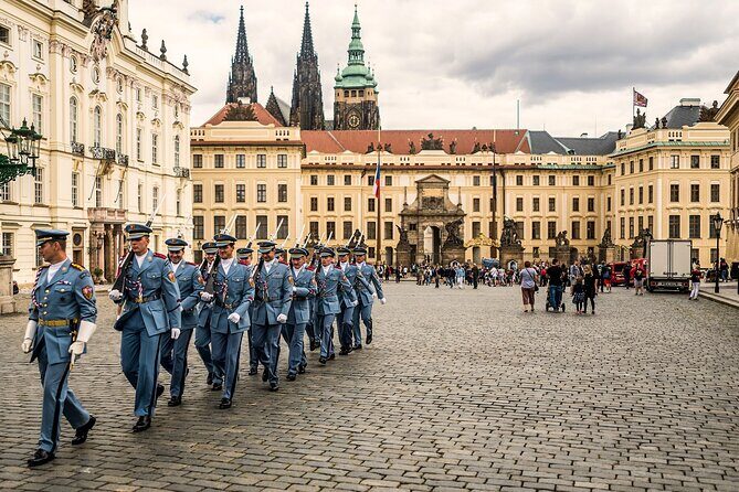 Prague: 1-Hour Castle Tour With Fast-GET Admission Ticket - The 1-hour Hradčany walk: palaces, folklore, and why the area looks like it does