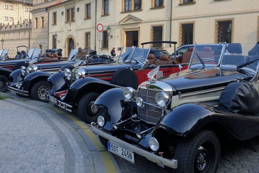 Prague: 1-Hour Private Tour in Vintage Car - Key highlights to look for