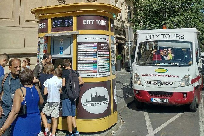 Prague 2-hour Panoramic Bus Tour - The Prague Castle Walking Break: What 30 to 45 Minutes Gets You