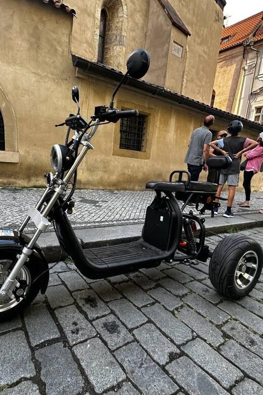 Prague: 2 hours FUN TRIKE tour in Prague with guide - The park viewpoint stop where you can actually breathe