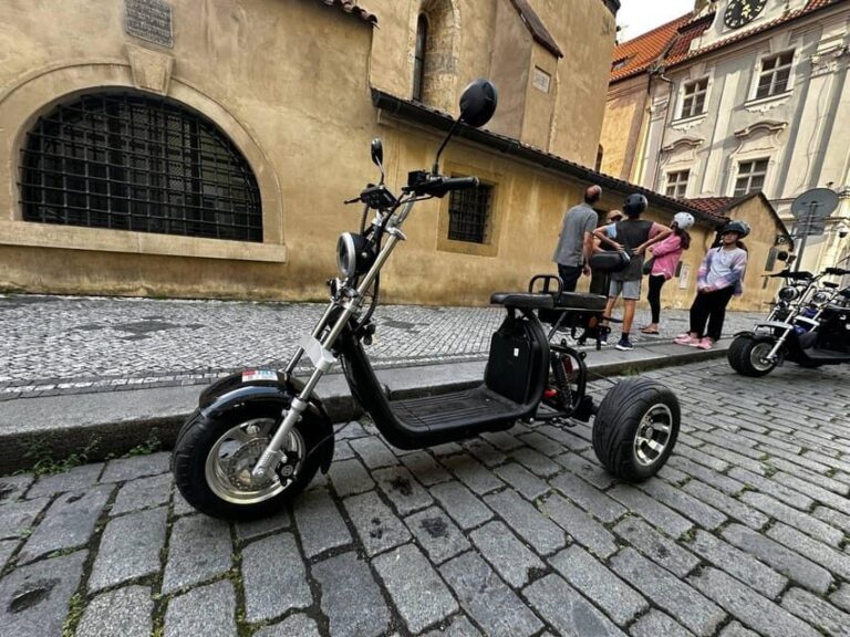 Prague: 2 hours FUN TRIKE tour in Prague with guide - From the Astronomical Clock legend to old-town streets