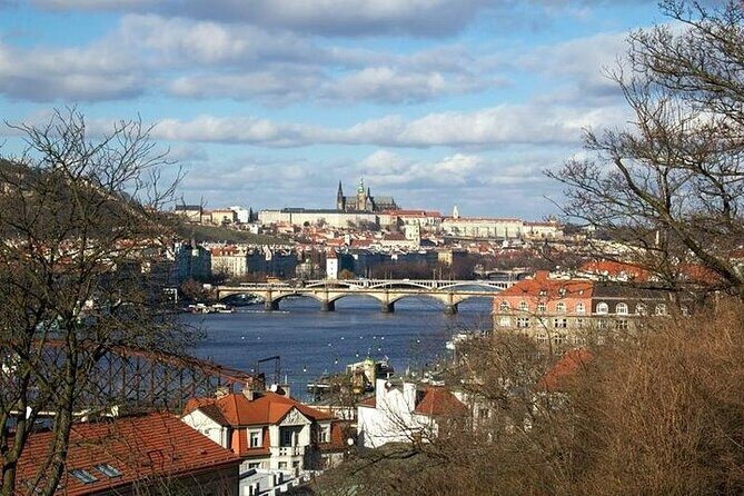 Prague 3-hour Afternoon Walking Tour including Prague Castle - The $53.21 value: what you’re really paying for