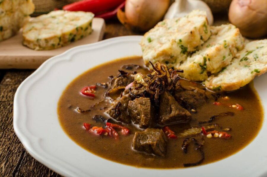 Prague: 3-Hour Beer Tour and Traditional Czech Dinner - Beer Museum Option: When You Want More Than Just Tastings