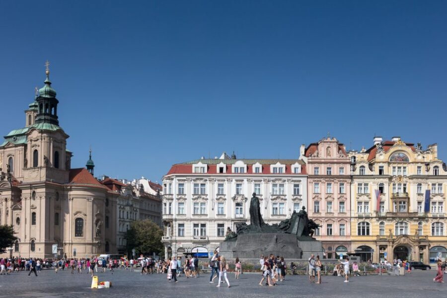 Prague: 4-Hour Segway and Scooter Tour with Lunch and Drinks - Segway switch at Strahov: racetrack practice and the best city-center view