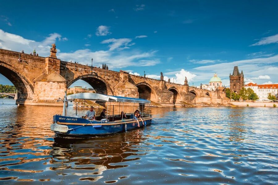 Prague: 45-Minute Sightseeing Cruise to Devil's Channel - The boat and guide experience: small-group comfort that matters