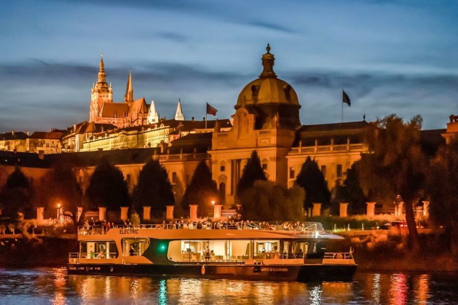 Prague: 50-Minute Sightseeing Evening Cruise - What Might Go Wrong (So You Can Fix It)