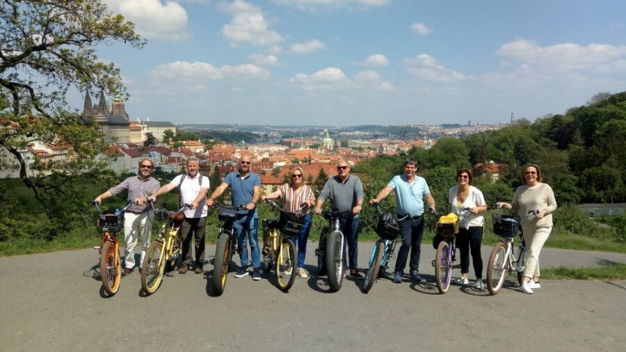 Prague: 7 Best Viewpoints of Prague E-Bike Tour - Prague Castle in 15 minutes: the highlights, not the whole palace