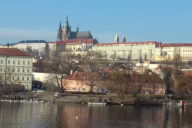 Prague Airport Private Arrival Transfer - Using the 11am walking tour voucher after you arrive