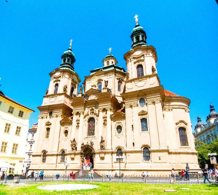 Prague: Astronomical Clock Tower Entry Ticket & Audio Guide - The 20-minute intro: Old Town Hall context before the show