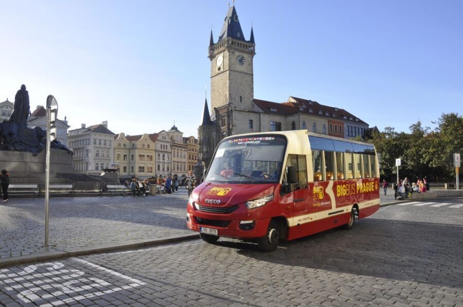 Prague: Big Bus Hop-on Hop-off, Castle Tour and River Cruise - Dancing House area and Jiraskovo namesti: modern Prague in the middle of old streets