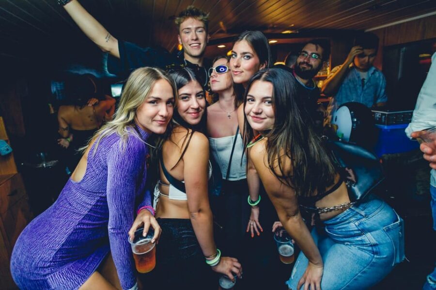 Prague: Boat Party with Unlimited Drinks & After Party Entry - Key things I’d bookmark before you go