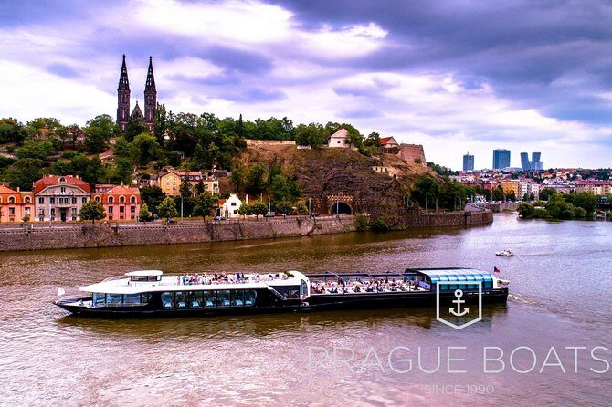Prague Boats 3-hour Dinner Cruise - Smíchov Locks: The Portion That Can Feel Slow, But Adds Character