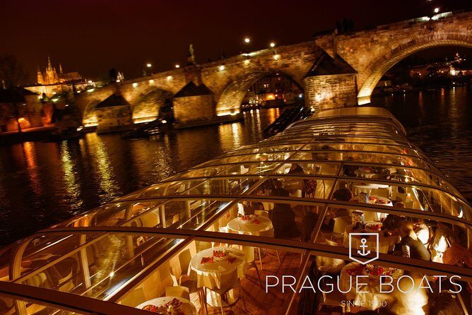 Prague Boats 3-hour Dinner Cruise - Live Music: Fun When You’re in the Right Spot
