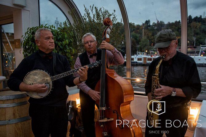 Prague Boats 3-hour Dinner Cruise - Best Seats and Photo Strategy: Windows, Stern Views, and Angle Matters