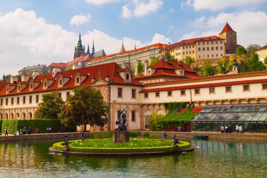Prague Castle & Castle District: 2-Hour Guided Tour - Price and value: why $29 can make sense for first-time orientation