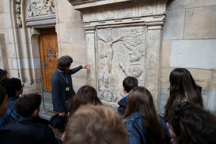 Prague Castle Interiors, Bus Tour and Vltava River Cruise - Old Royal Palace: Where Political Shock Turned Into War