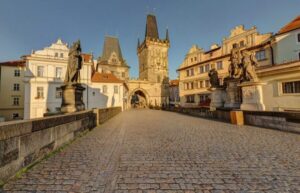 Prague: Charles Bridge Towers Combined Entry Ticket - Finding the Entrances: Old Town at Karlův most, Lesser Town at Malá Strana