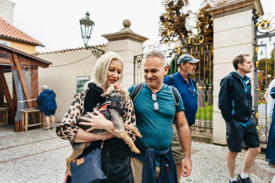 Prague: City Highlights By Bus, Boat, and on Foot - Jewish Quarter on foot: solemn atmosphere and architectural clues