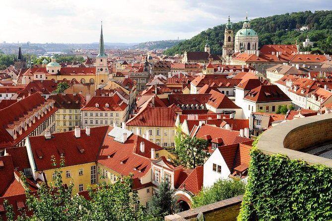 Prague City Highlights Private Tour for Kids and Families - The route: from Wenceslas Square vibes to Moldau views