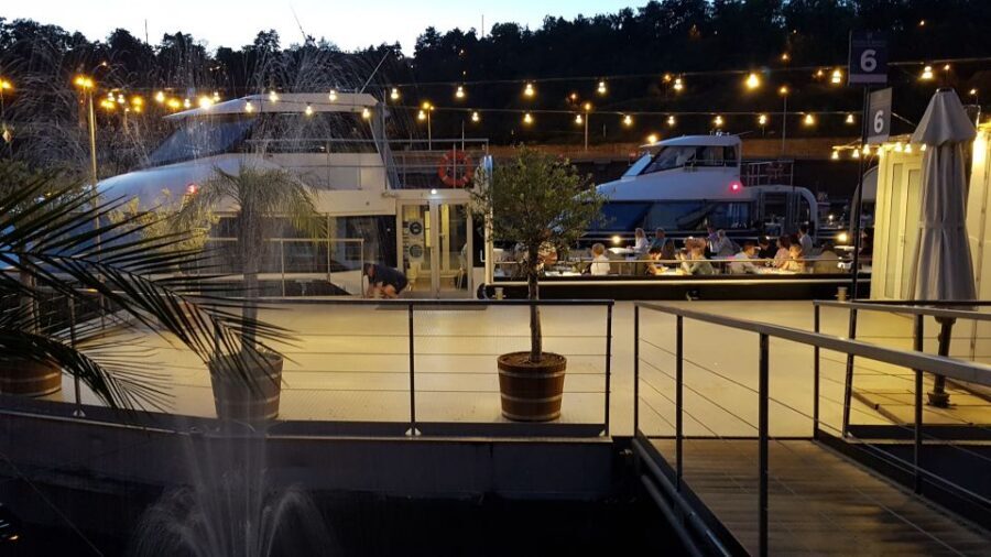 Prague: City Tour and Dinner Cruise with Hotel Pickup - From Hotel Pickup to a 45-Minute Night Loop by Minibus