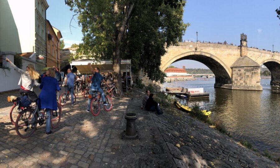 Prague: Classic City Bike Tour - Getting Oriented at Praha Bike (Dlouha 24) and Staying on Schedule