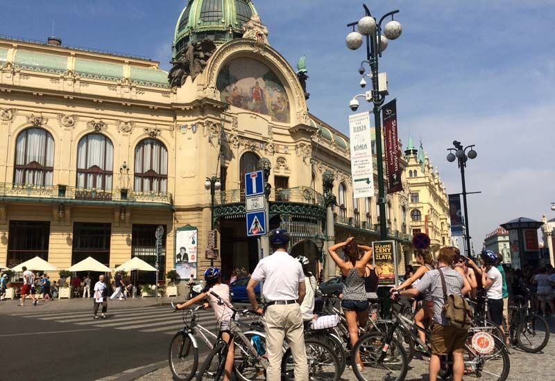 Prague: Classic City Bike Tour - Rudolfinum to Josefov (Jewish Quarter): A Harder-Hitting Portion of the Loop