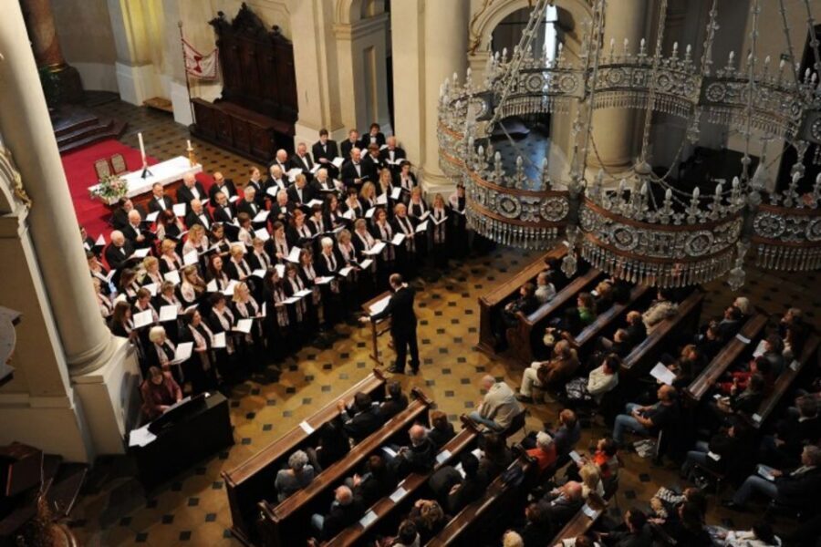Prague: Classical Concert in St. Nicholas Church - Price and value in Prague: is $30 worth it for an hour?
