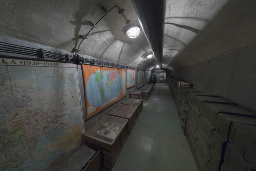 Prague: Communism History and Nuclear Bunker Guided Tour - Timing, Steps, and Comfort: How to Make the Day Feel Manageable