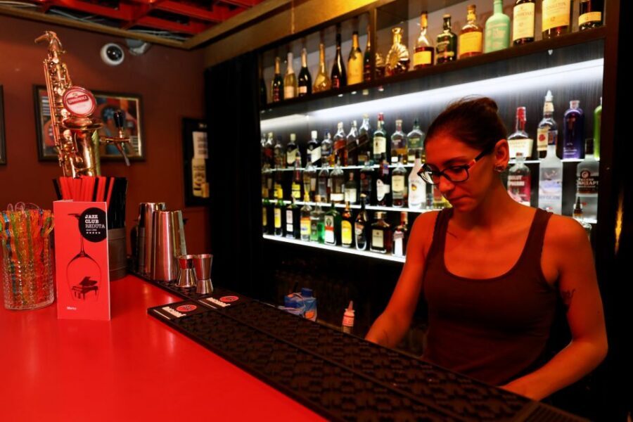 Prague: Concert at Reduta Jazz Club - Comfort, cloakroom, and small logistics that add up