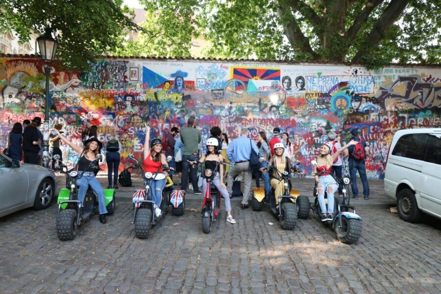 Prague: Electric Trike Viewpoints Tour - Kafka Museum, the peeing boy, and Old Town Square’s quick context