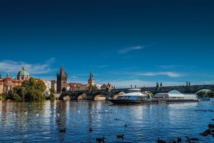 Prague: Evening Vltava River Eco Cruise with Prosecco - Why This 50-Minute Vltava Cruise Works So Well in Prague Evenings