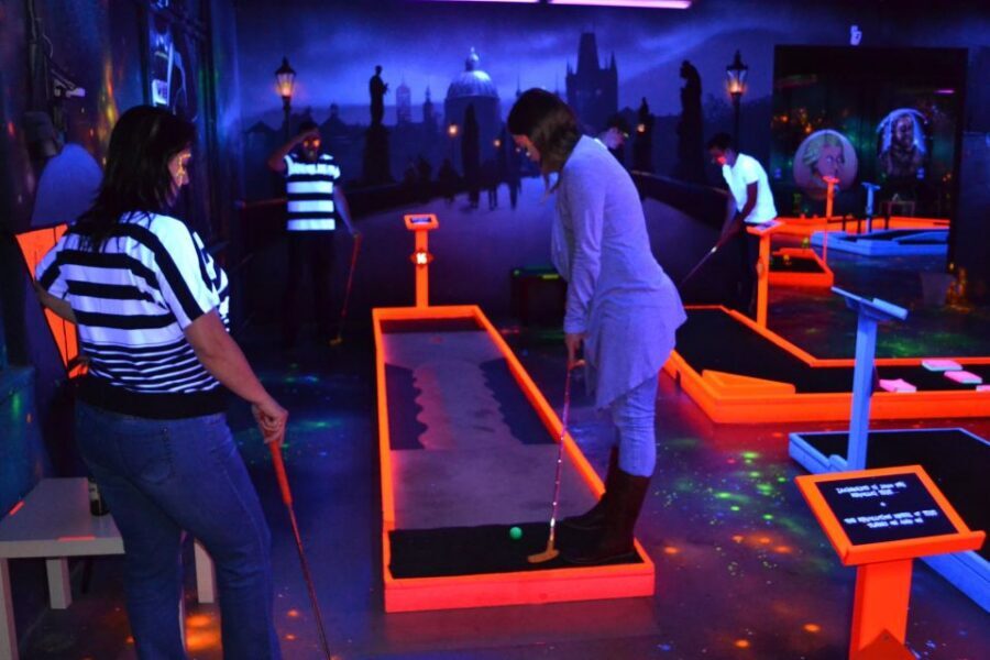 Prague: Glow Golf Mini Golf Game by UV Light - Practical Tips So Your Round Goes Smooth