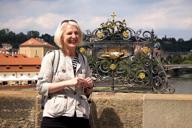 Prague Guided Walking Tour and Cruise with Authentic Czech Lunch - Staroměstská restaurace Lunch: Typical Czech Food, Local Beer Energy