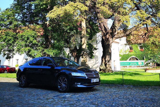 Prague Half Day Private Guided Tour by Car or Foot with Transfers - Prague Castle and St. Vitus Cathedral’s big sibling energy