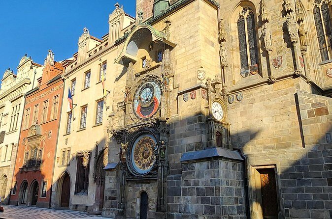 Prague Highlights - 3 hours Private WalkingTour - Old Town’s narrow streets and the Royal Route in reverse