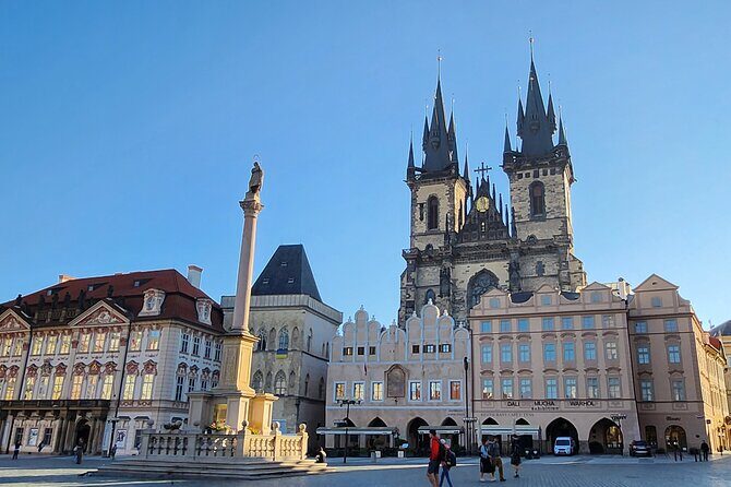 Prague Highlights - 3 hours Private WalkingTour - Start at Hradčany Square: the uphill beginning that makes the rest easier