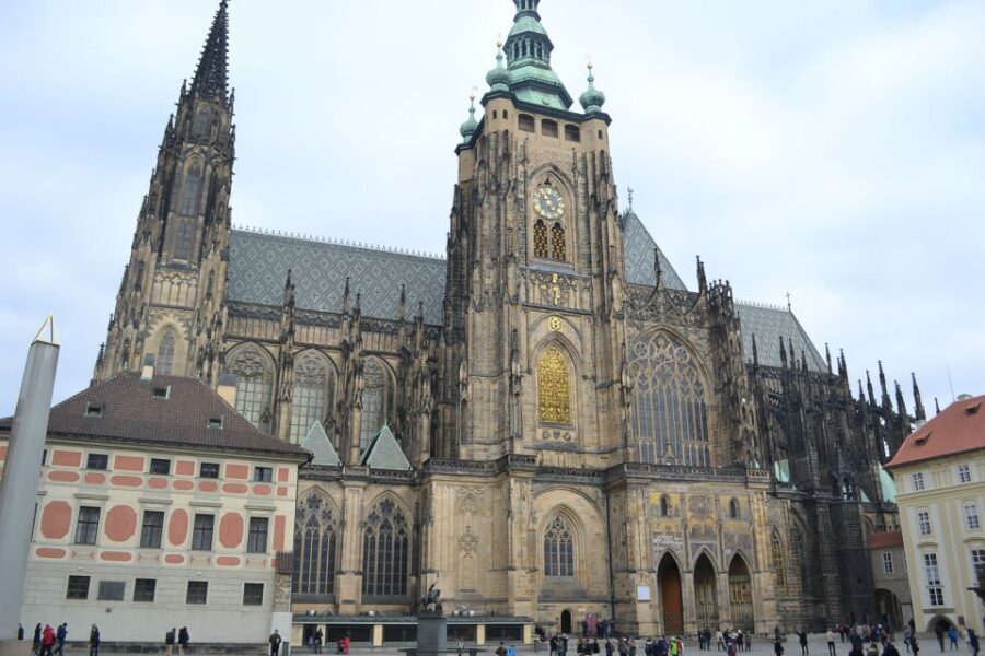 Prague: Historic City Center Bus Tour with Top Sights - Key Highlights at a Glance