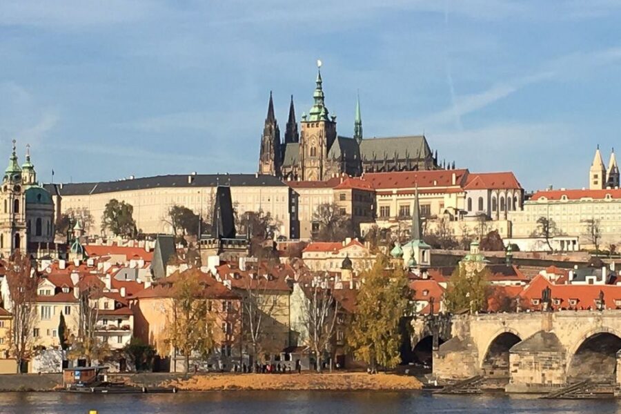 Prague: Historic City Center Bus Tour with Top Sights - Open-Top Comfort and Timing: What the Bus Does Well (and Not)