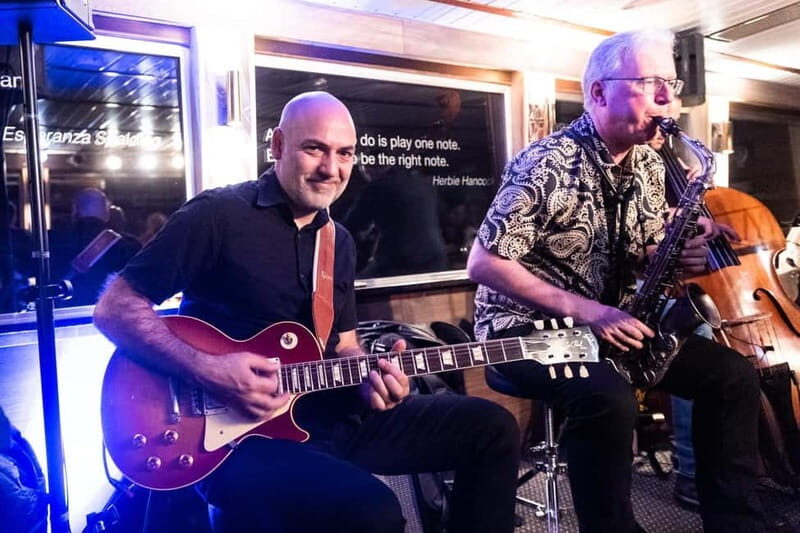 Prague: Jazz Boat Cruise with Live Concert and Optional Meal - Sights Along the Route: What You’ll See Without Trying