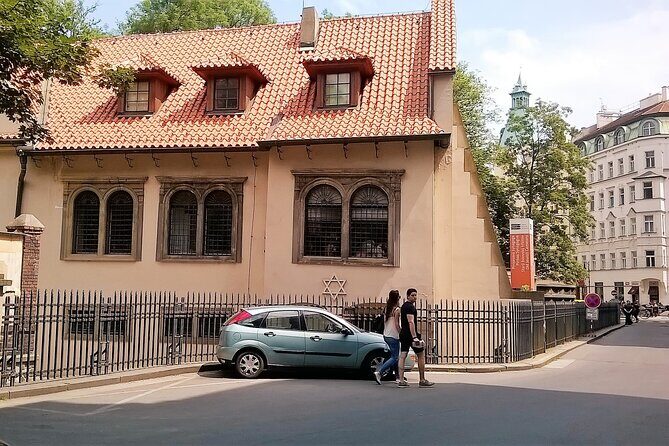 Prague Jewish Quarter Walking Tour with Admission Tickets - Stop 6: Old-New Synagogue, still active and still old