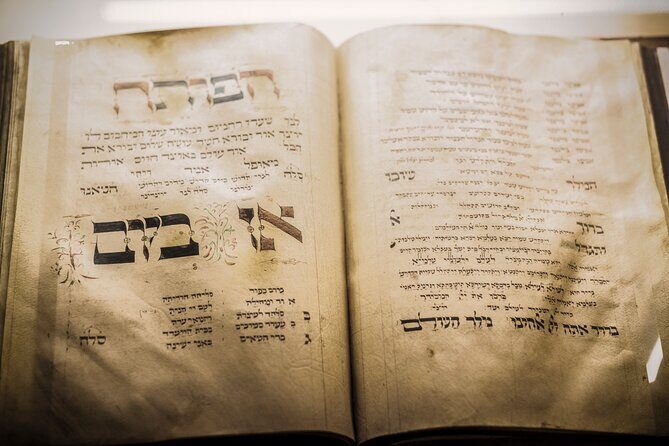 Prague Jewish Quarter Walking Tour with Admission Tickets - Stop 1: the Josefov orientation walk that puts the sites in order